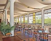 Flora Park מלון 4*