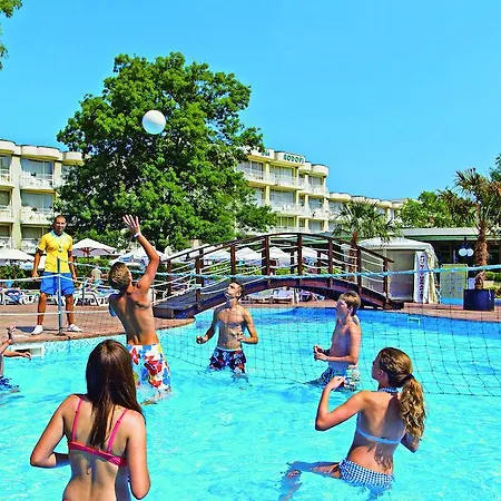 מלון Flora Park 4*