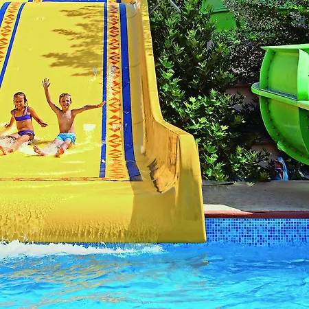 Flora Park סאני ביץ'